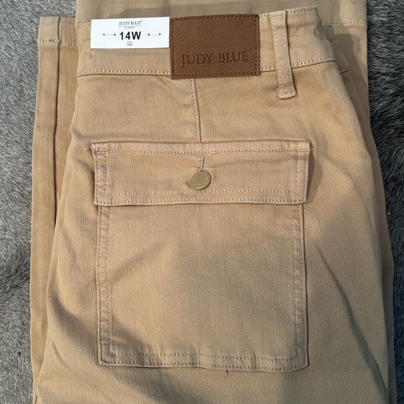 NWT Judy Blue cargo pants - Picture 2 of 6